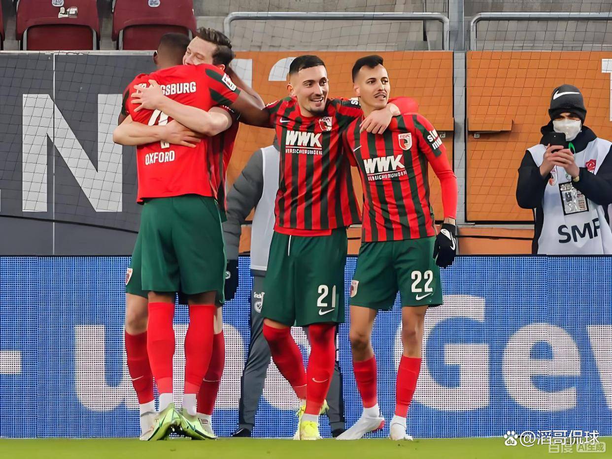 欧联赛后再迎强敌,拜仁慕尼黑再遭质疑,主帅态度——悬念犹存,团队化学反应显著 欧联赛后再迎强敌,拜仁慕尼黑再遭质疑,主帅态度——悬念犹存,团队化学反应显著